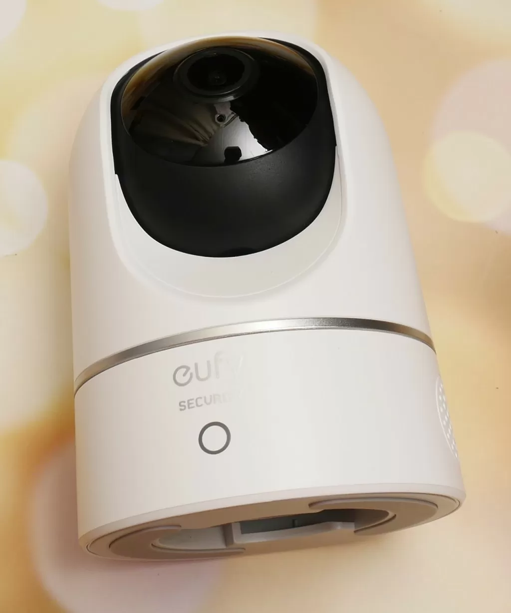 eufy indoor camera 2k pan & tilt sd card