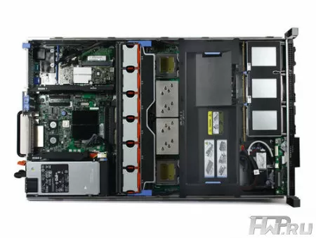 Inside view of Dell R810