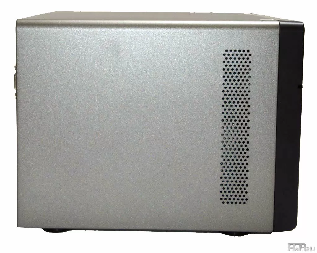 QNAP TS-869 Pro 