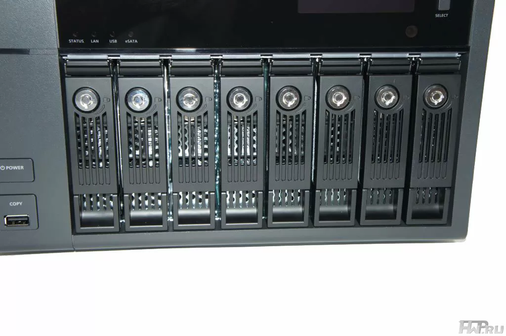 QNAP TS-869 Pro 