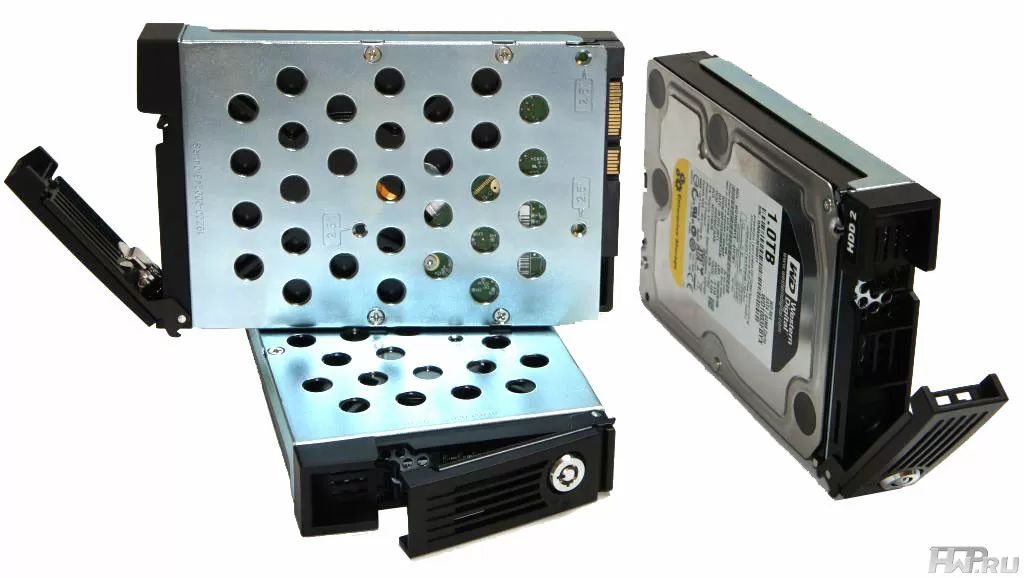 QNAP TS-869 Pro 