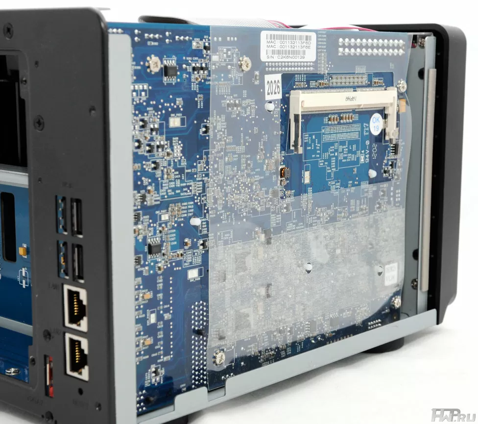  Synology File Server DS1812+ 
