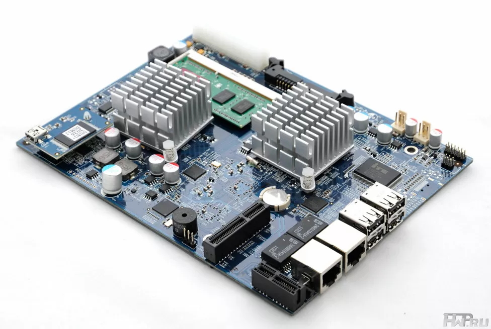  Synology File Server DS1812+ 