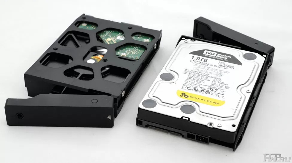  Synology File Server DS1812+ 