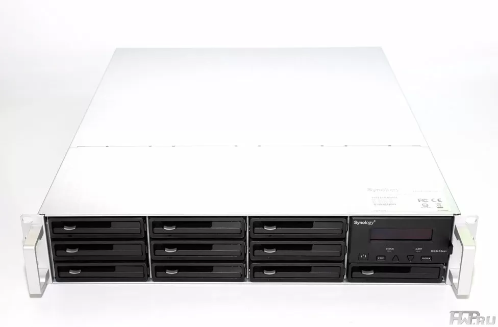 Synology RS3413 + - storage system enterprise grade 