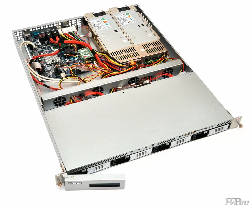  Appearance of Thecus 1U4200XXX 