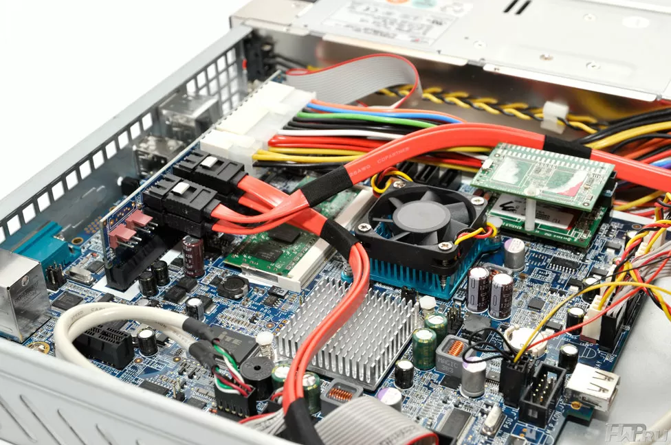  Thecus motherboard 1U4200XXX 