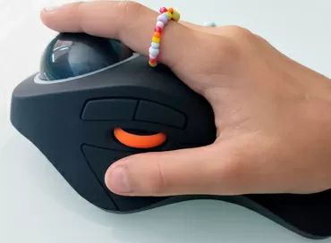 Review of Protoarc EM03 - trackball for the index finger